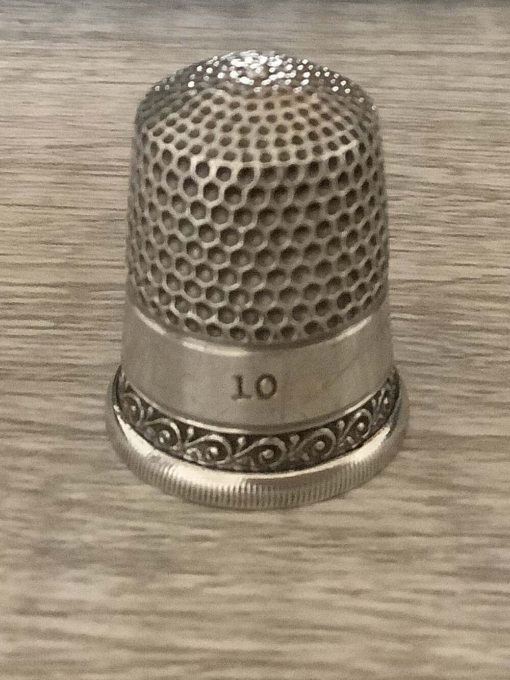 Vintage Sterling Silver Thimble Sz 10 Honeycomb Pattern Ornate Scroll Band